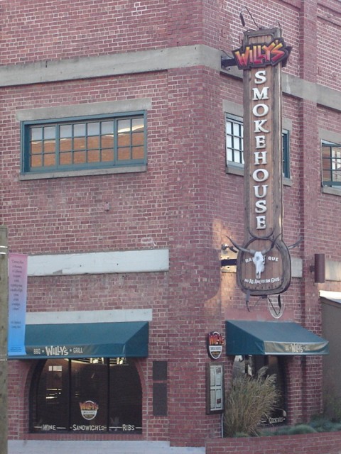 Willys Smokehouse